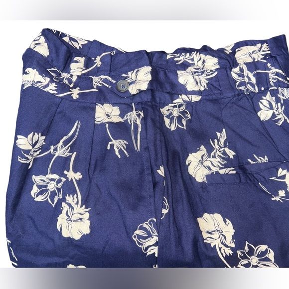 Urban Outfitters Breezy Floral Navy Relaxed Fit Diane Paperbag Wide Leg Pant - Picture 10 of 15